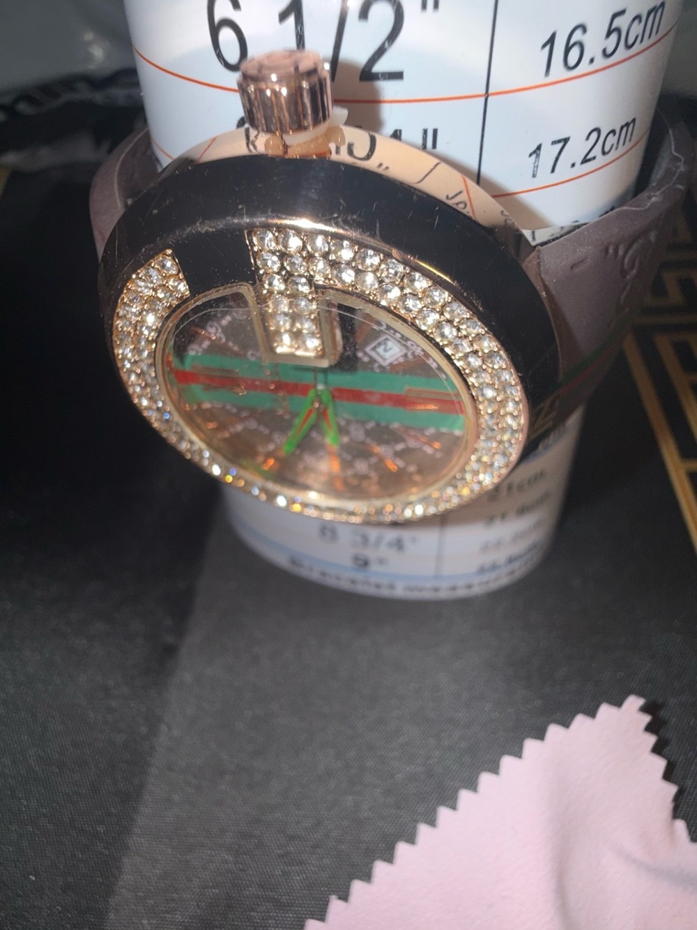 New 🔥 Unisex Rose Gold watch with rhinestone accents Rare